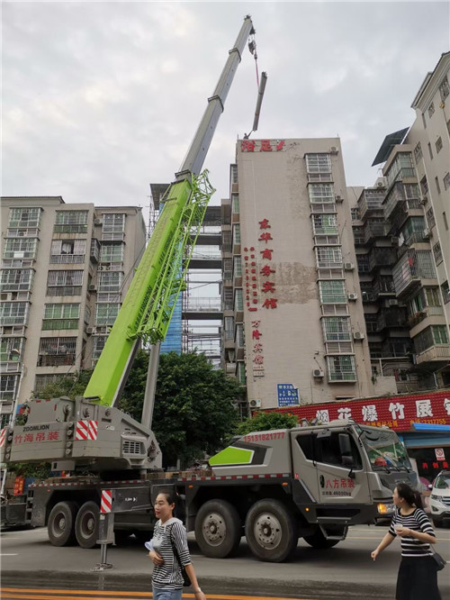 拜城县吊车租赁需要注意事项